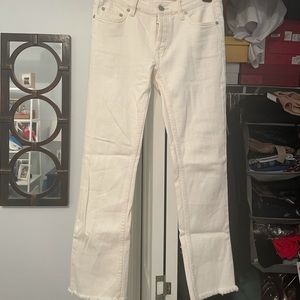 We The Free white jeans. Boot cut. Size 25. Never worn. No tags